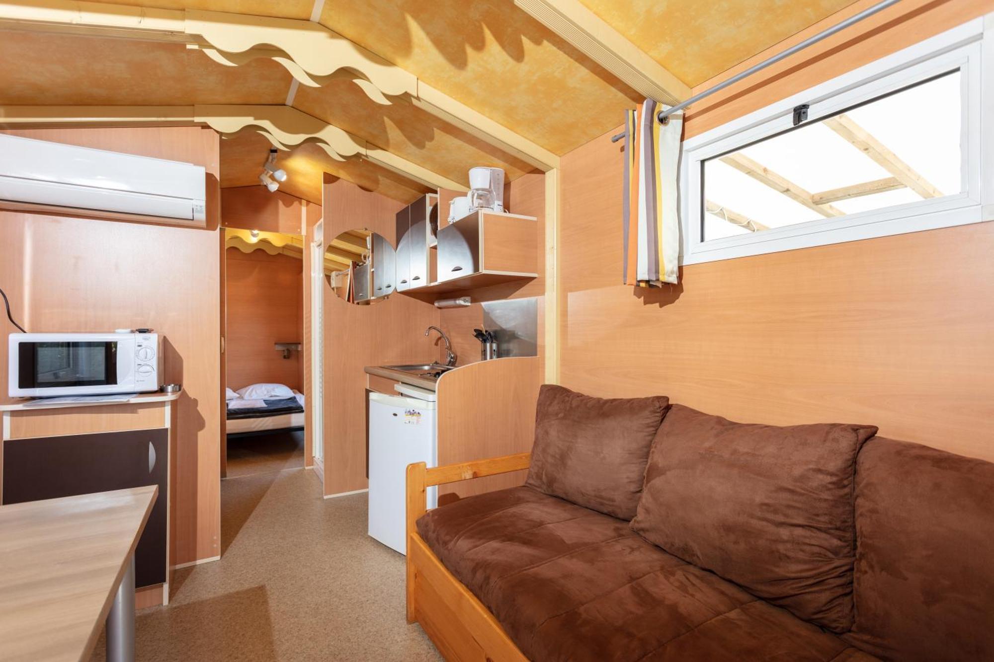 Castelnau-de-Guers Camping Les Amandiers מראה חיצוני תמונה